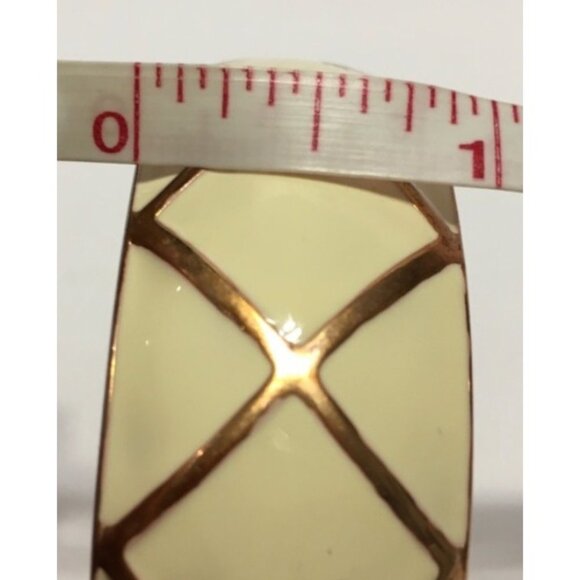 Premier Designs Copper And Cream Clapper Bangle - Picture 6 of 7